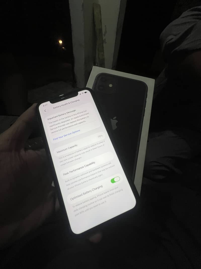 Apple iPhone 11 8