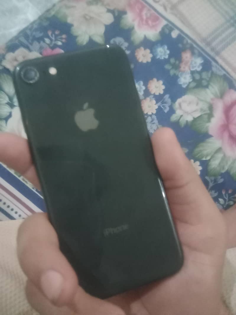 Apple iPhone 8 2