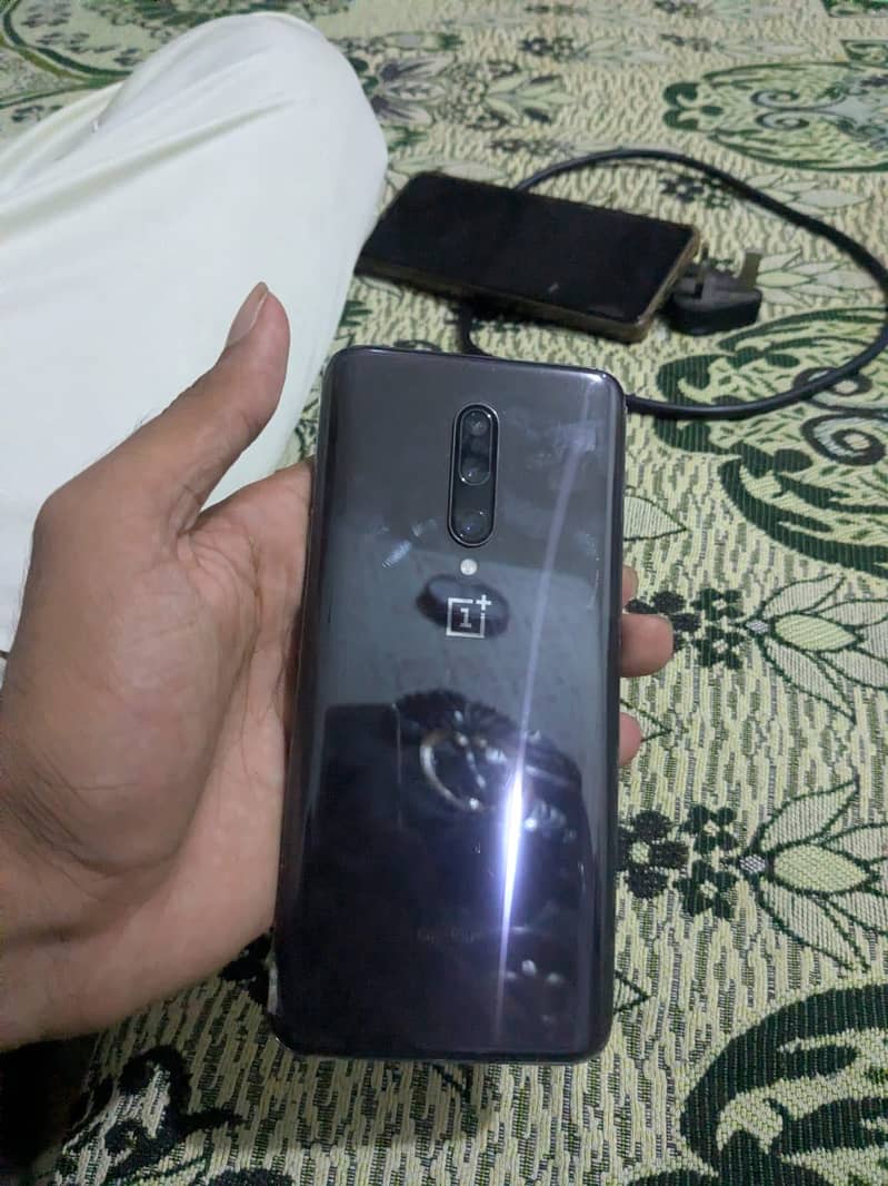 One Plus 7 Pro 1