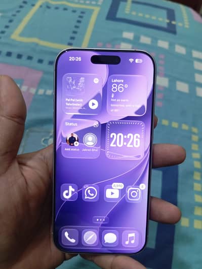Apple iPhone 17