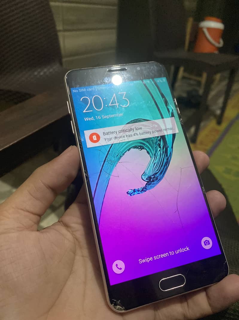 Samsung Mobile A7 0