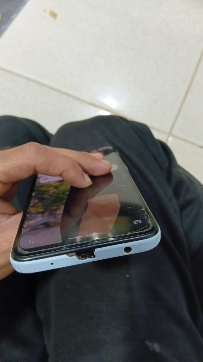 Xiaomi Redmi A2 Plus 3
