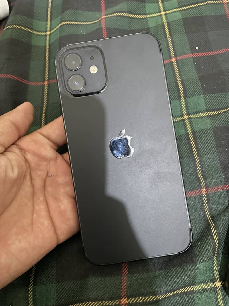 Apple iPhone 12 2