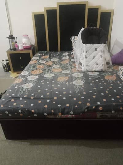 Double bed 2 side table r ek dressing