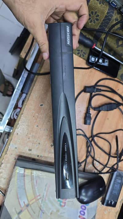 Hikvision NVR 8 channel