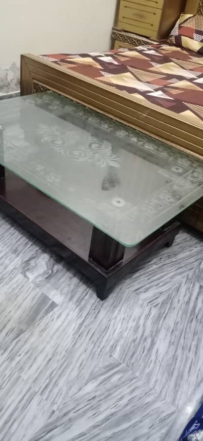 centar table