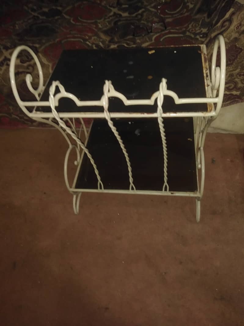 Bed with side tables 1