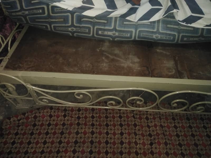 Bed with side tables 2