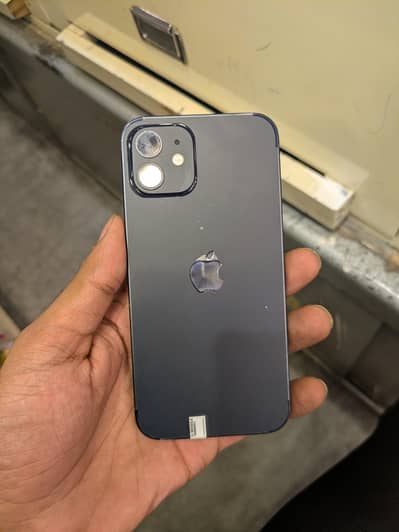Apple iPhone 12