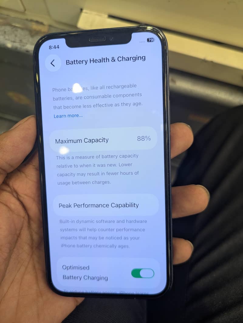 Apple iPhone 12 6