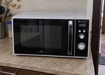 Dawlance Microwave oven condition 10/10