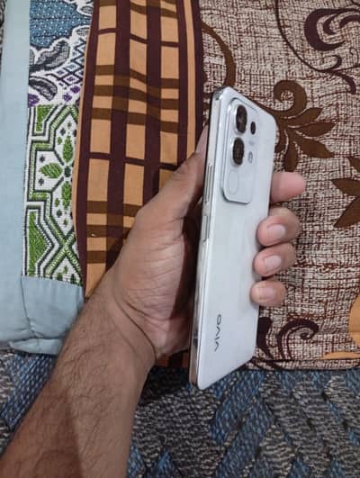 Vivo Y29