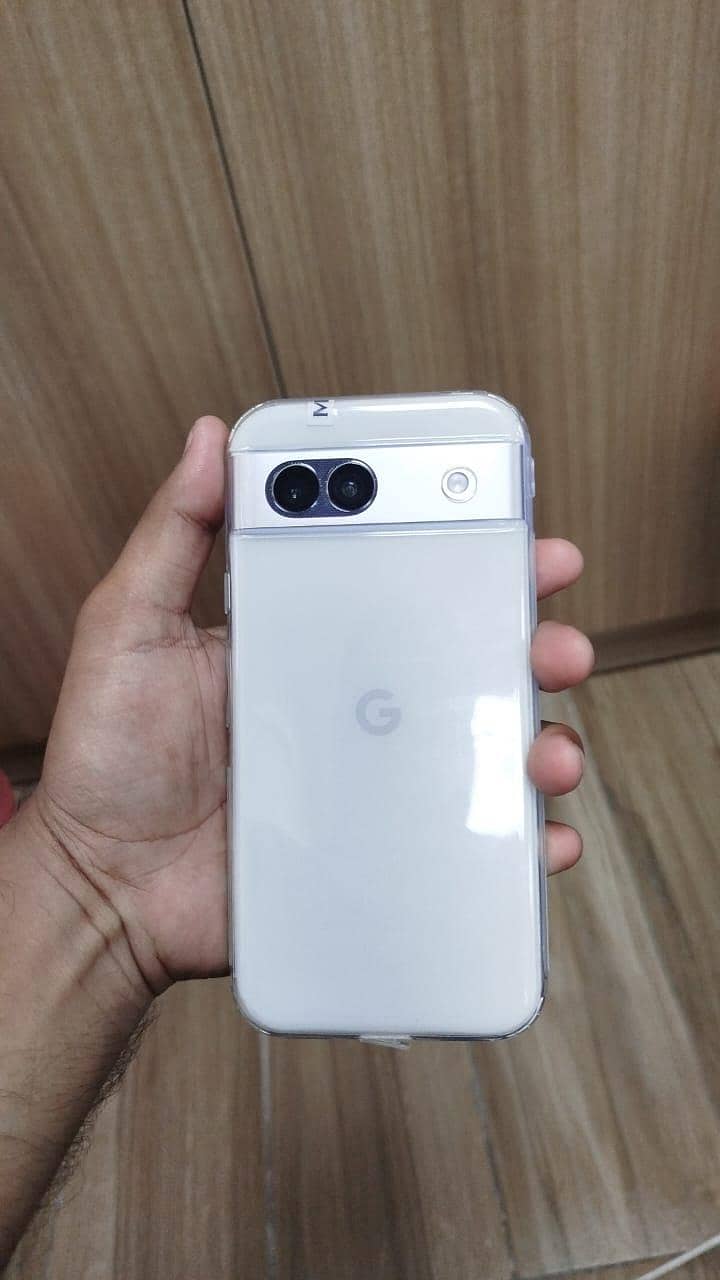 Google Pixel 8a 3