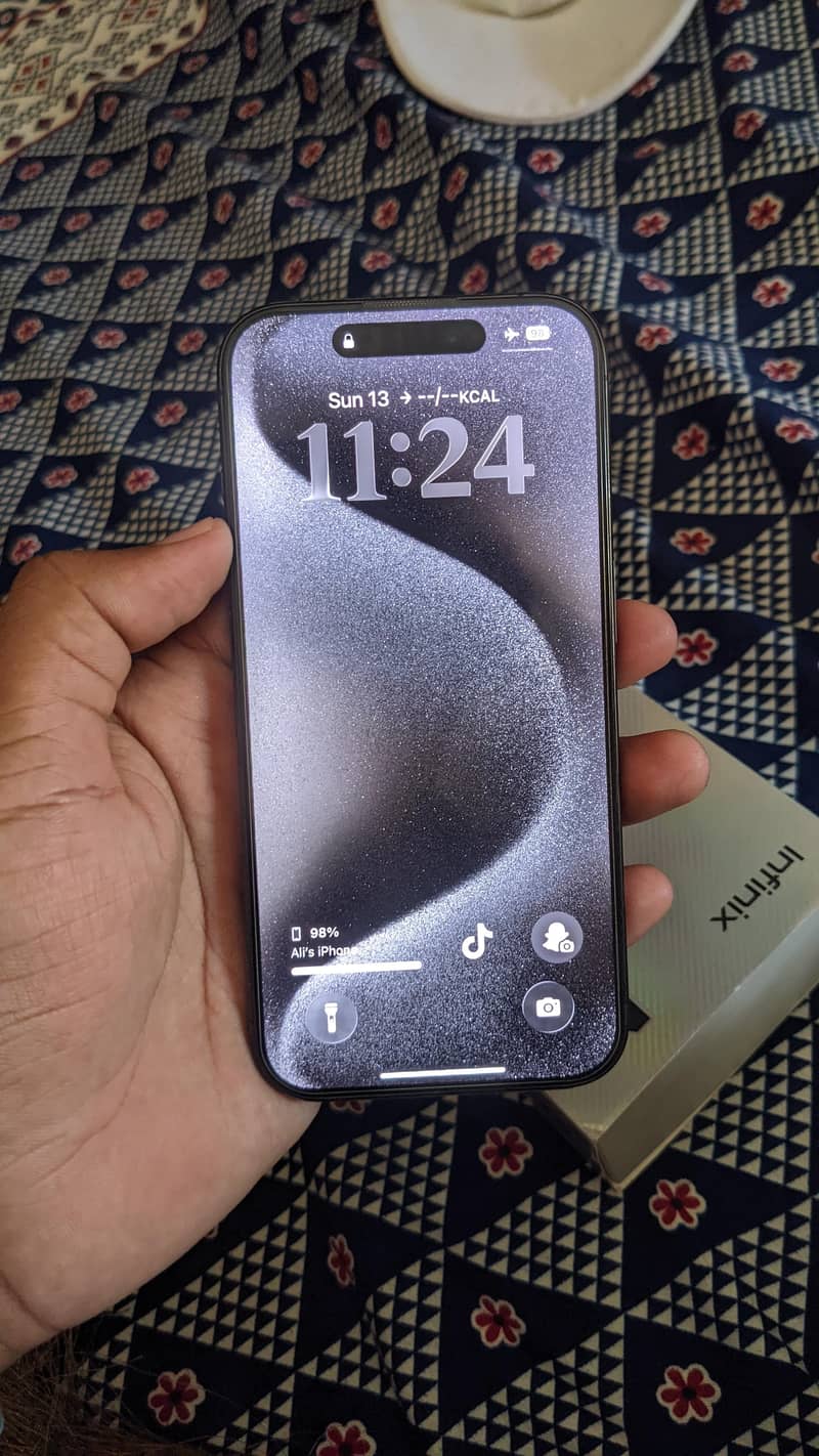 Apple iPhone 15 Pro 1
