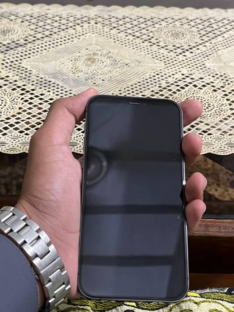 Apple iPhone 12 Pro 1