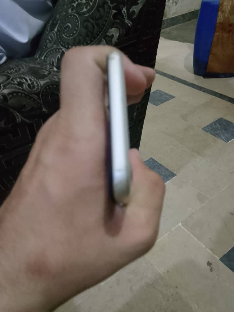 Apple iPhone SE 1