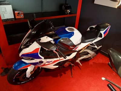 BMW S1000RR 2025