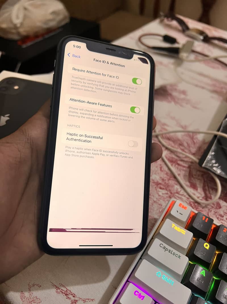 Apple iPhone 11 3
