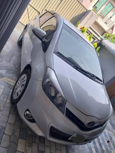 Toyota Vitz 2011