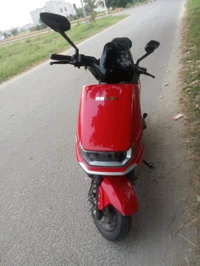 Revoo A12 like New