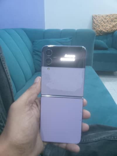 Samsung Mobile Z Flip 4
