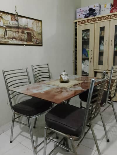 printed glass dining table