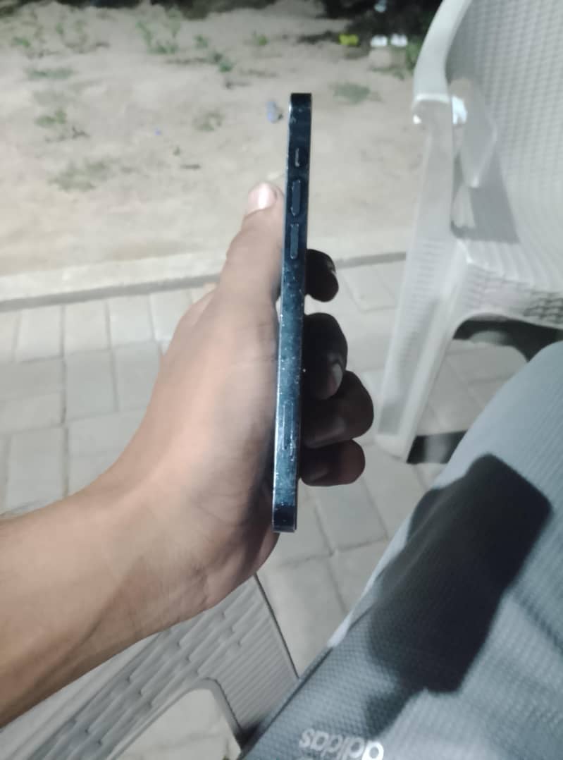 Apple iPhone 12pro 2