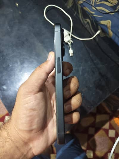 Apple iPhone 15 Pro