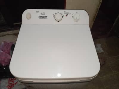washing machine new very good condition for sale