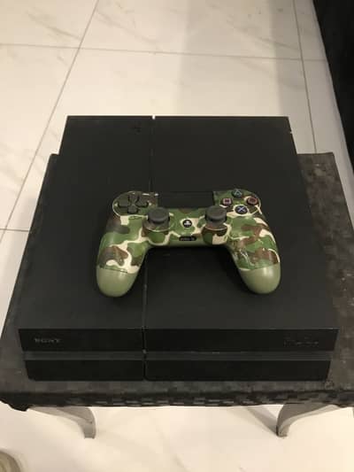 PS4 500GB with controller