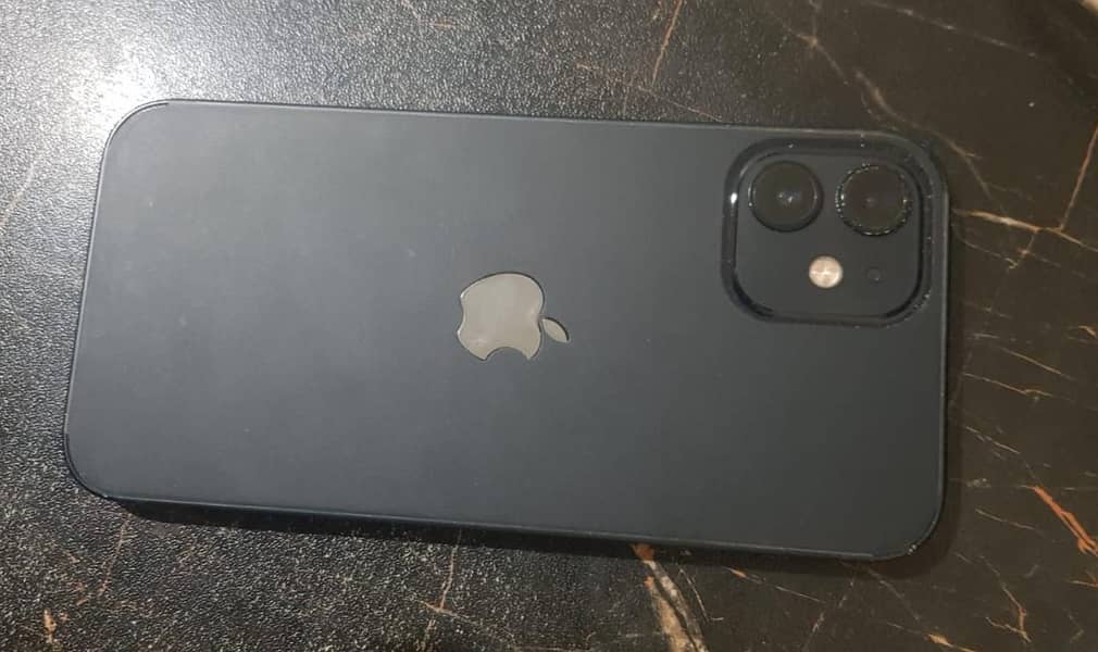 Apple iPhone 12 0