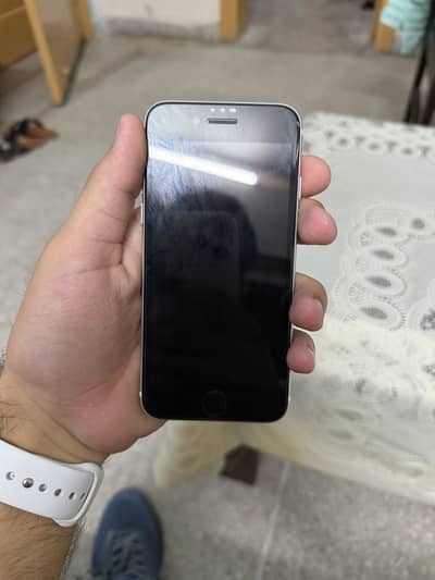 Apple iPhone SE 2020