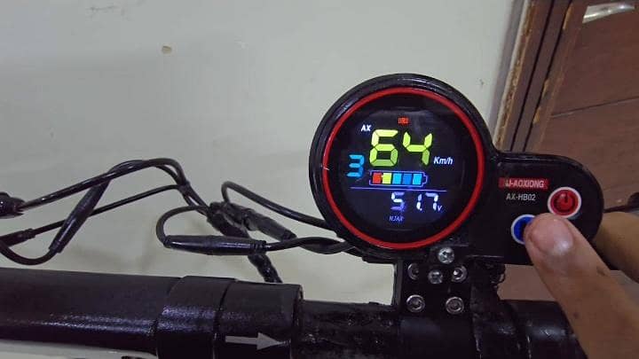 E10 SCOOTY 0