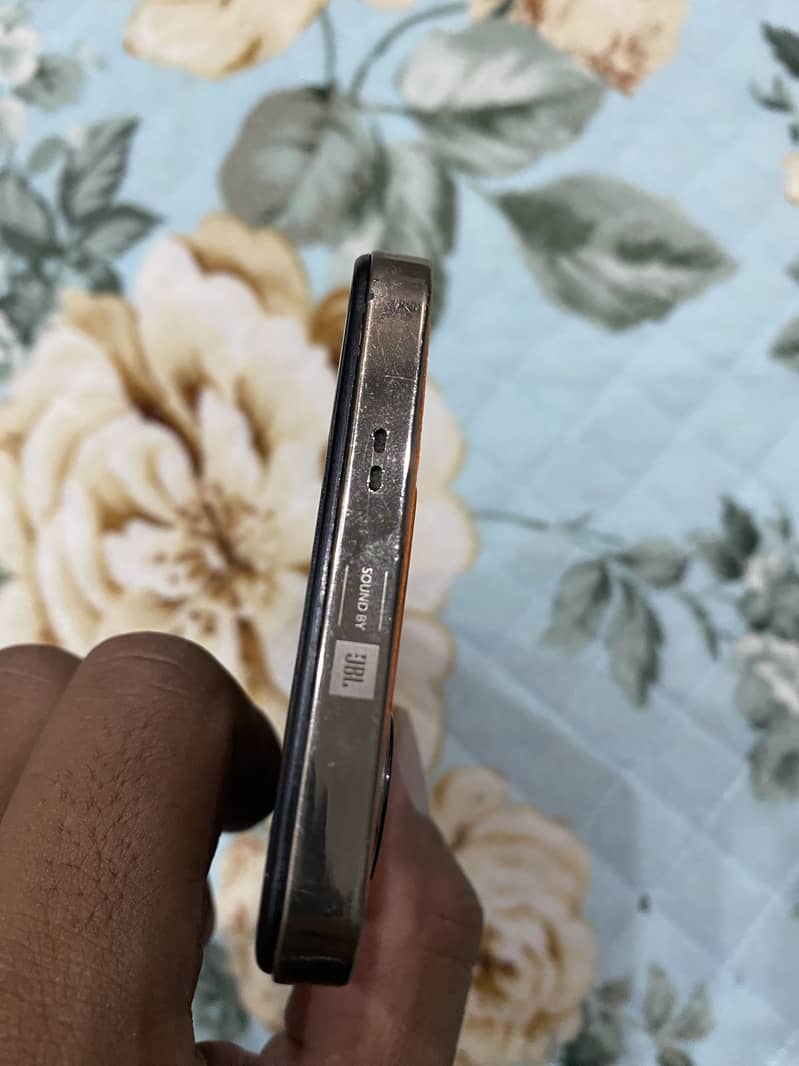 Infinix Note 30 5