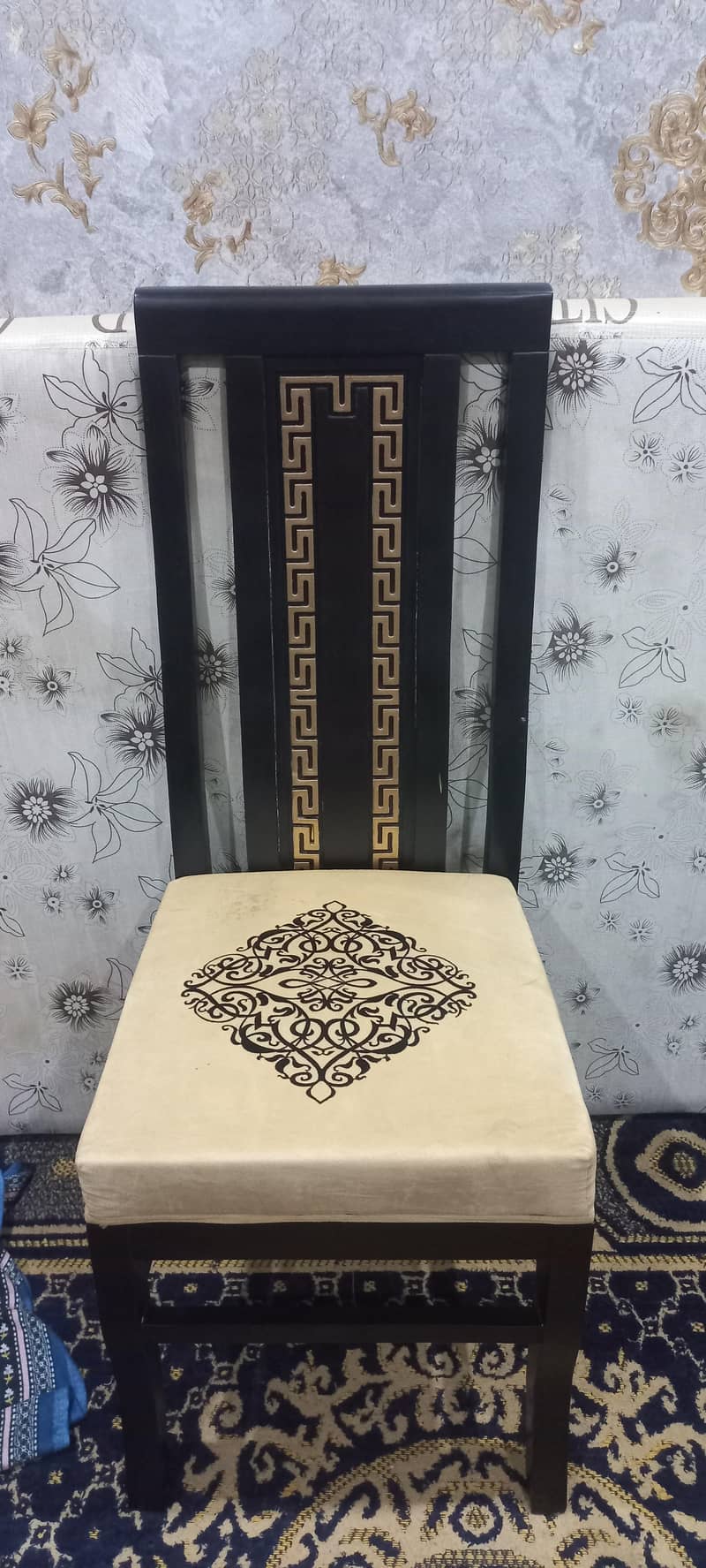 8 chairs dining table 3