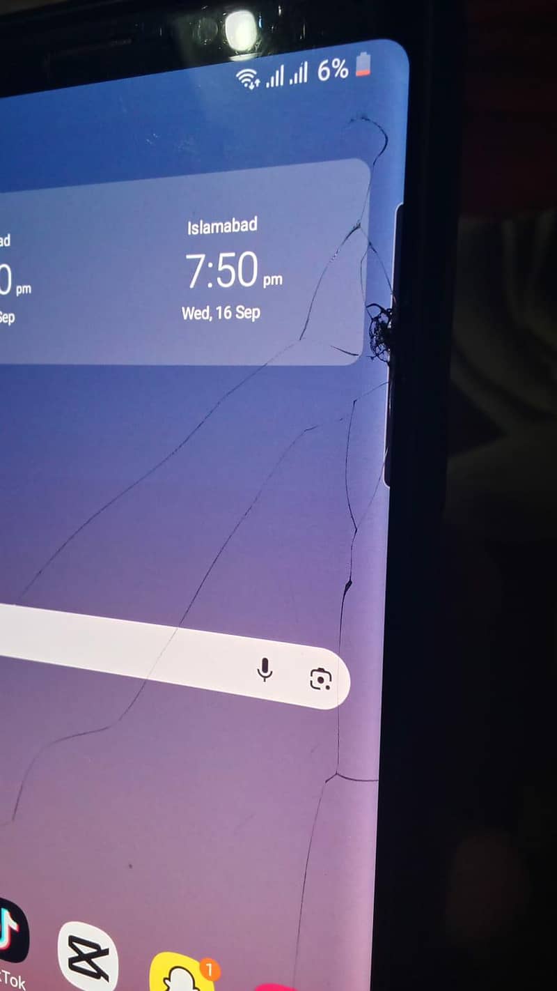 Samsung Mobile Note 9 6