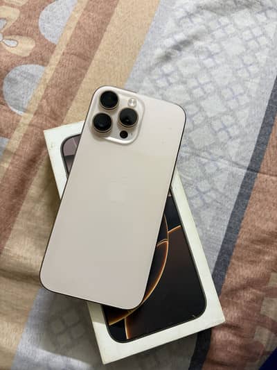 iPhone 16 Pro Max