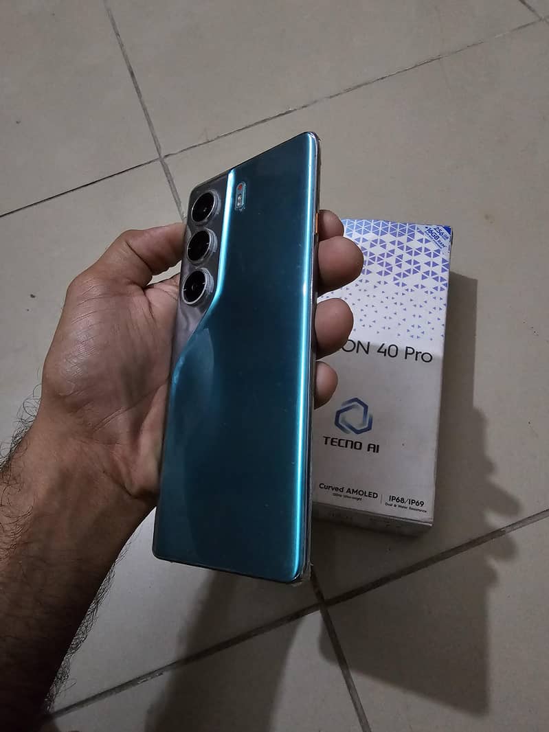 Tecno CAMON 40 Pro 5