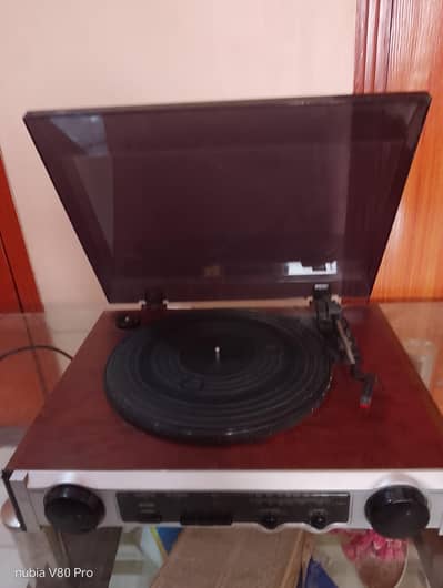 old antique vinyl record player