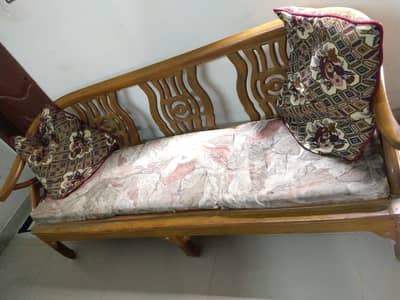 only 3 seater sofa good condition