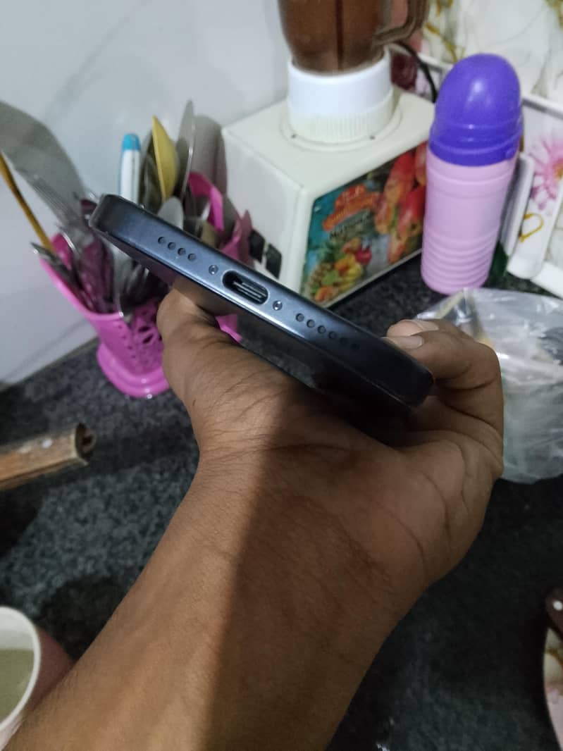 iphone 15 plus 2
