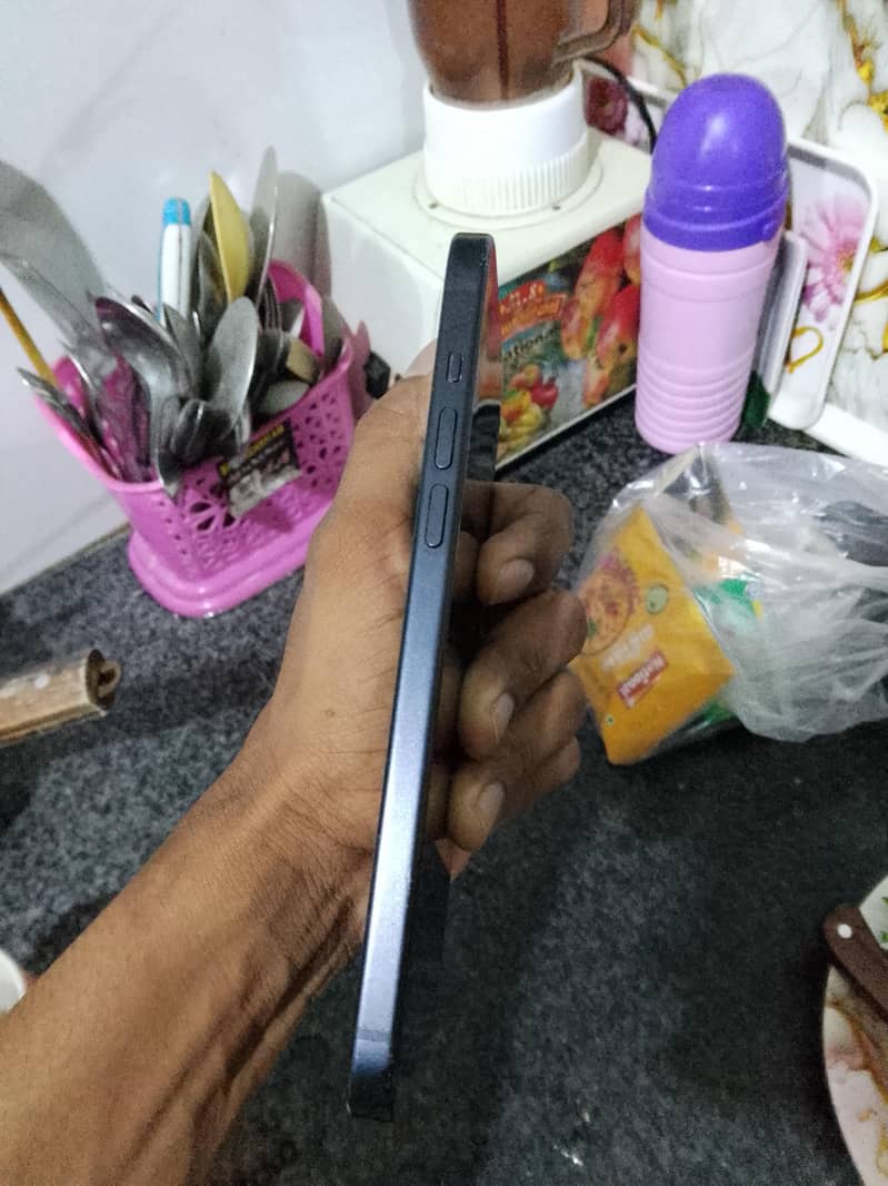 iphone 15 plus 3