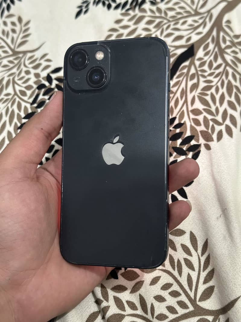 Apple iPhone 13 11