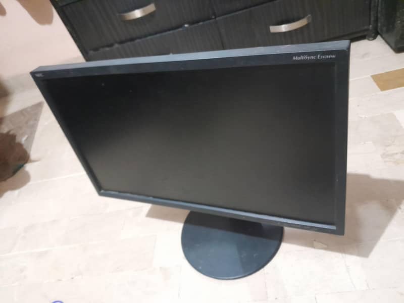 24 inch Computer LCD 3
