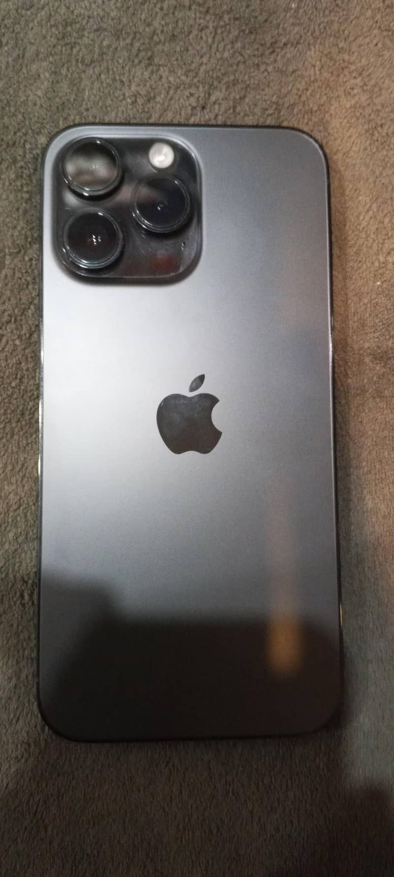 Apple iPhone 14 Pro Max 1