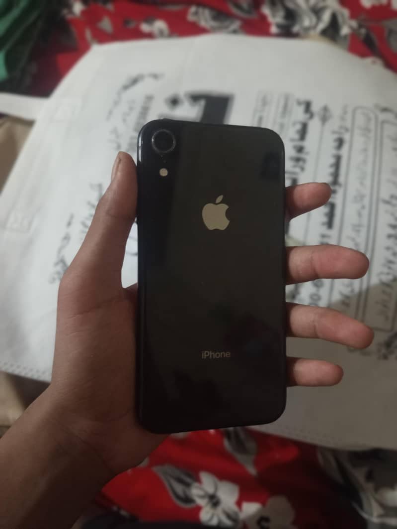 Apple iPhone XR 0