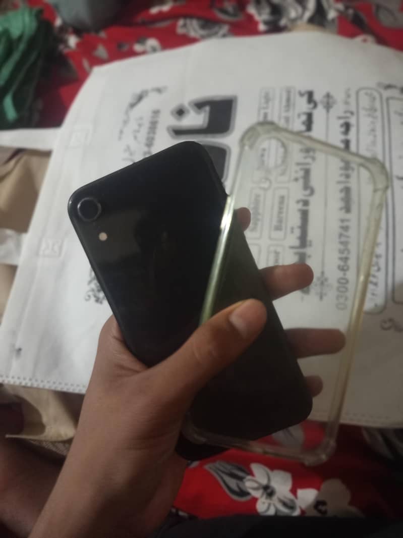 Apple iPhone XR 2