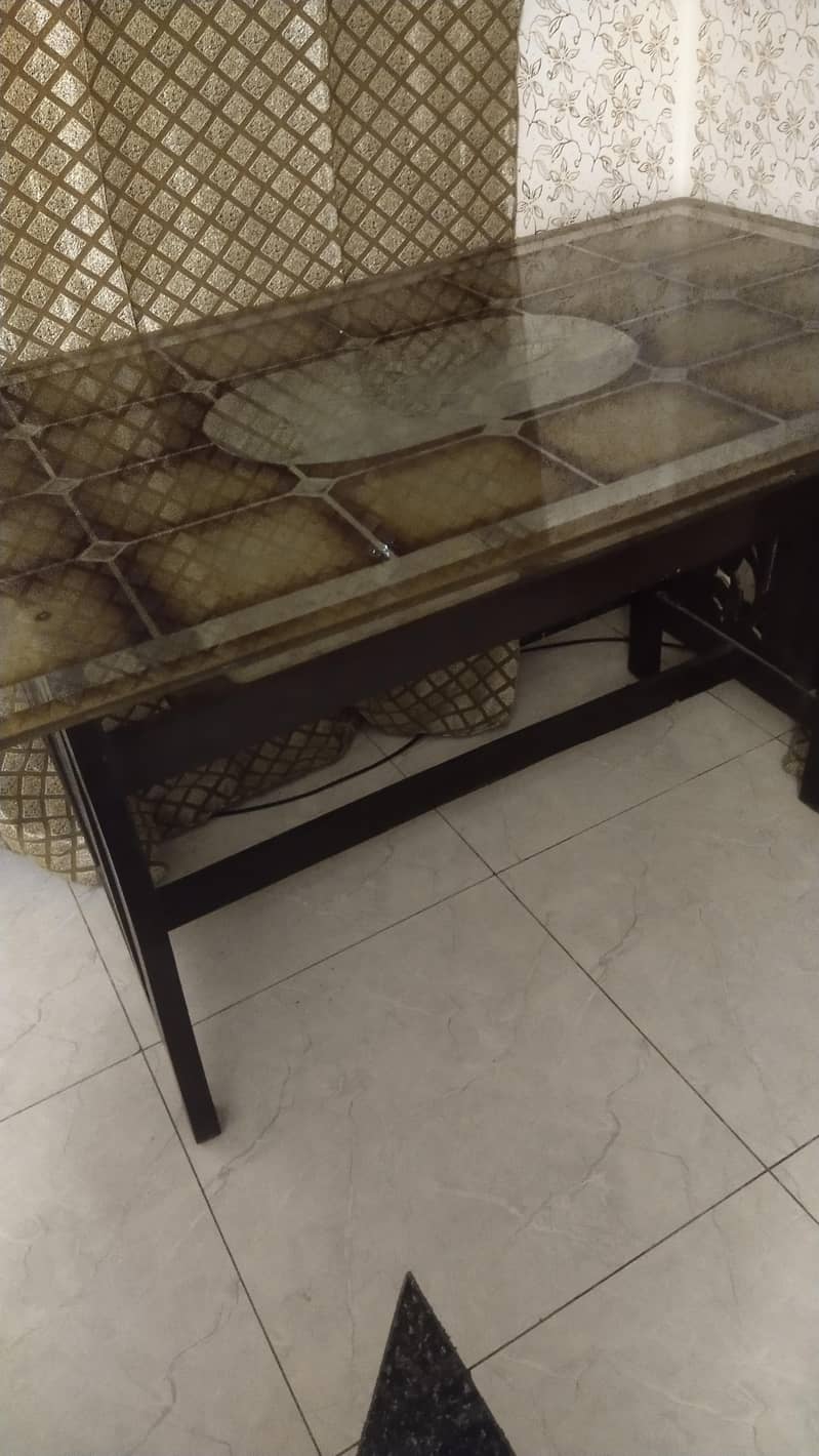 dining table 4 chair 0