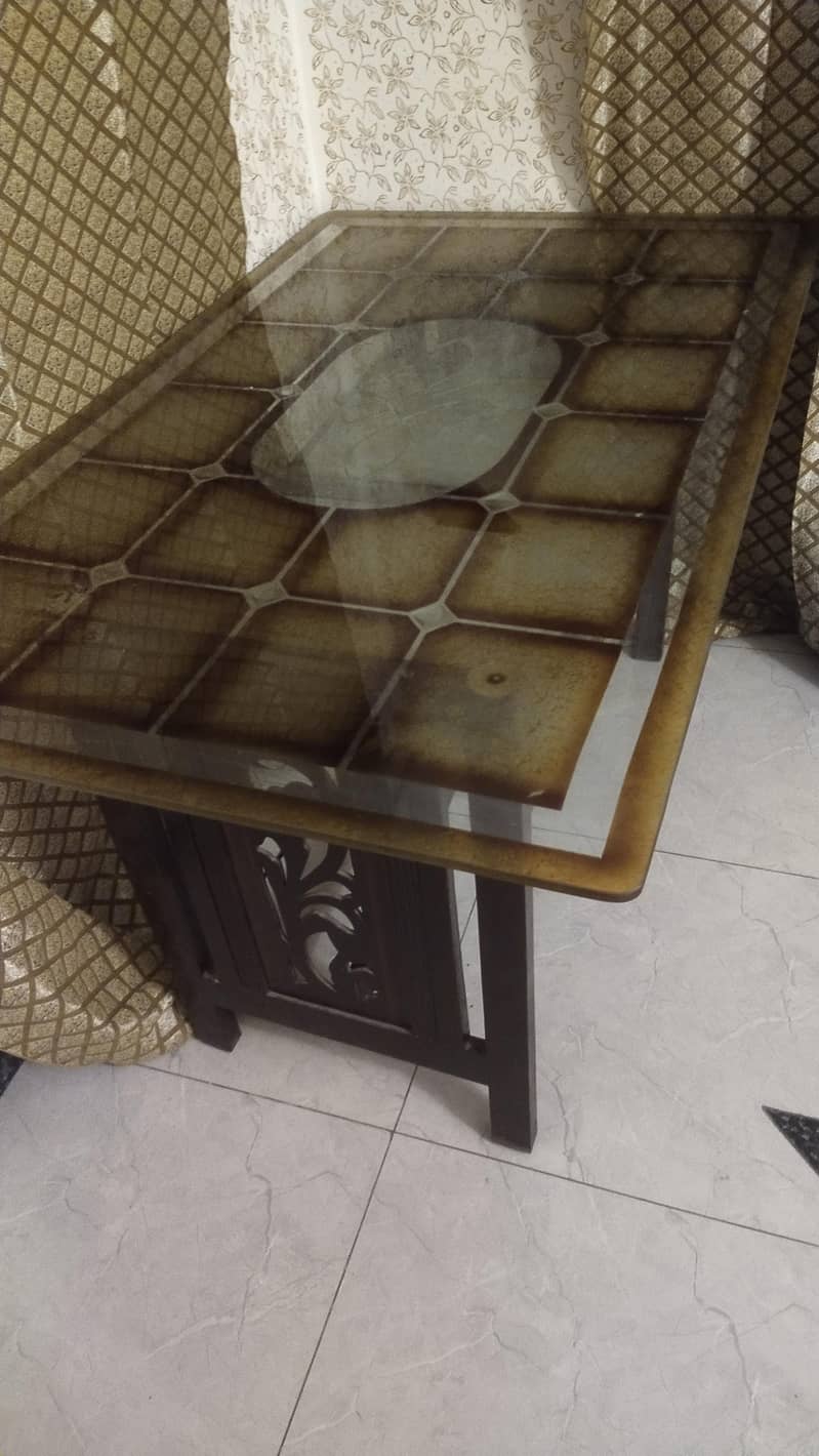 dining table 4 chair 2