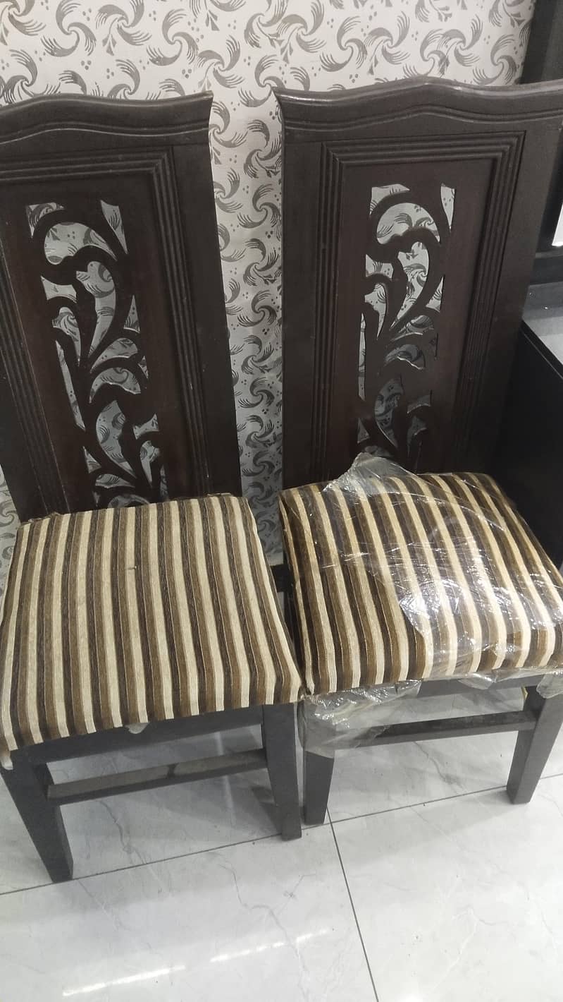 dining table 4 chair 4